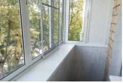 Отделка балкона внутри